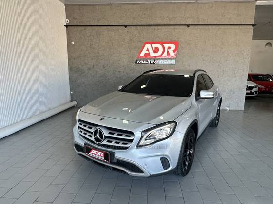 MERCEDES-BENZ GLA 200 1.6 CGI FLEX STYLE 7G-DCT